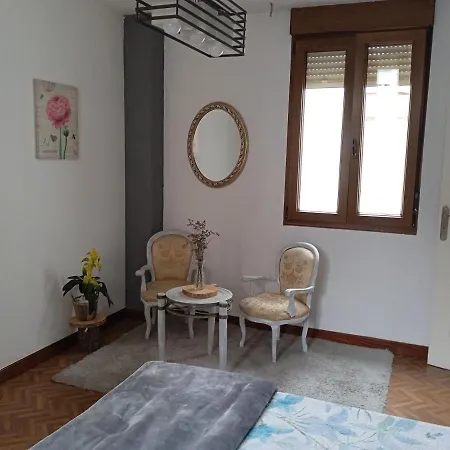 Apartment Estudio Acogedor Cercano Santander Y Proximo Al Aeropuerto *